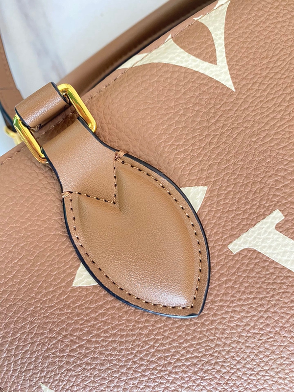 ルイヴィトンバッグ細部ディテール